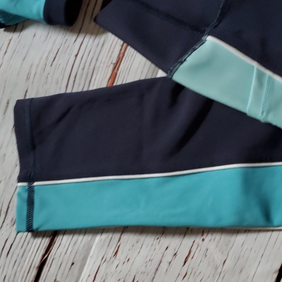 🆕️ GAP FIT WOMEN'S WORKOUT MATCHING OUTFIT - Picture 4 of 15